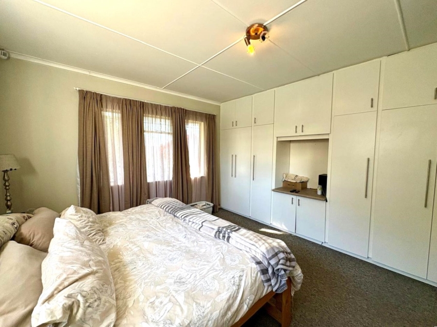 4 Bedroom Property for Sale in Gonubie Eastern Cape